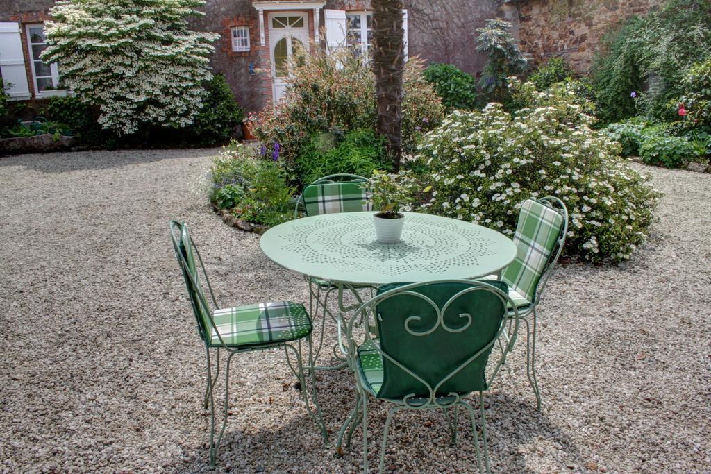 Bed and Breakfast Relais De La Riniere Le Landreau Экстерьер фото