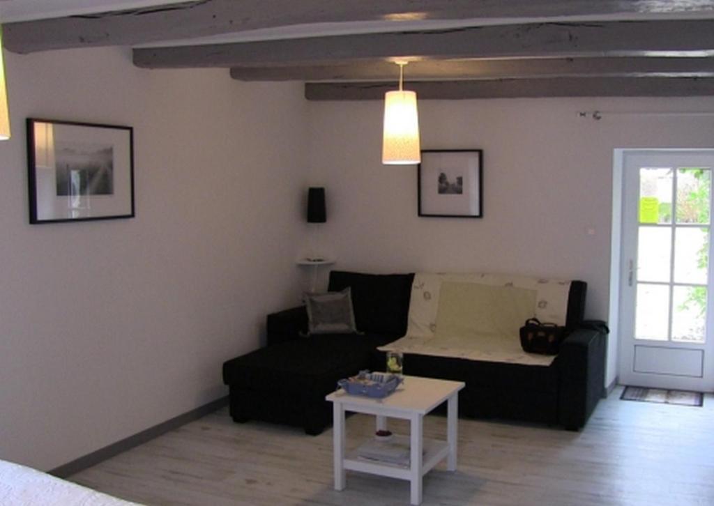 Bed and Breakfast Relais De La Riniere Le Landreau Номер фото